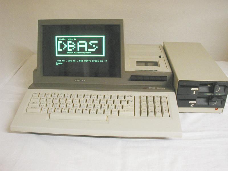 Sharp MZ 80 A (1).jpg